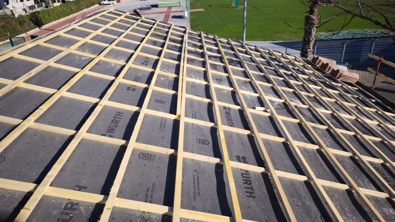 Réparation de Toiture et Services d’Isolation à Salon-de-Provence – Rénovation PACA